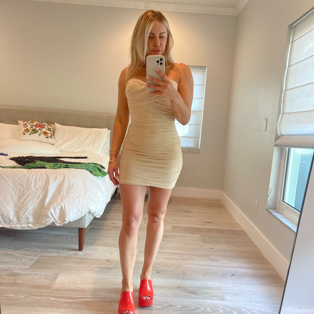 Bebe dress size small used once